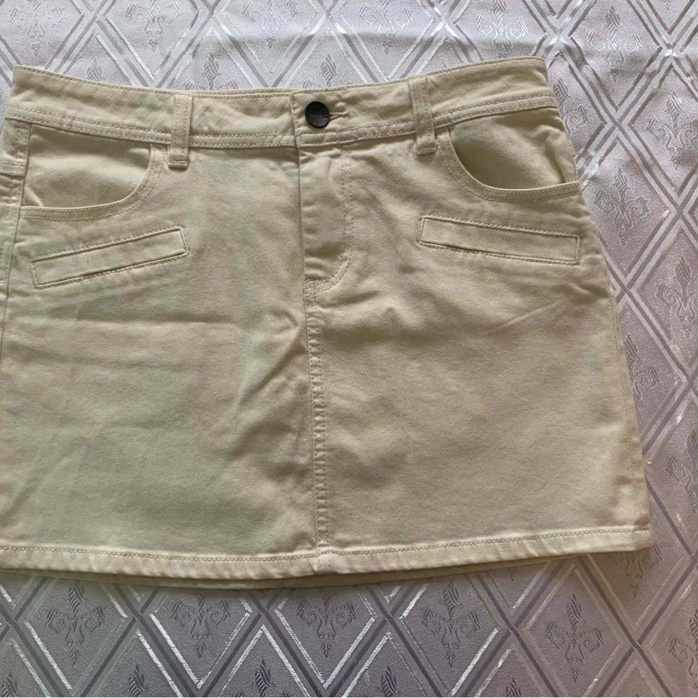 LONDONJEAN Cream Mini Pencil Skirt Casual Resort Wear